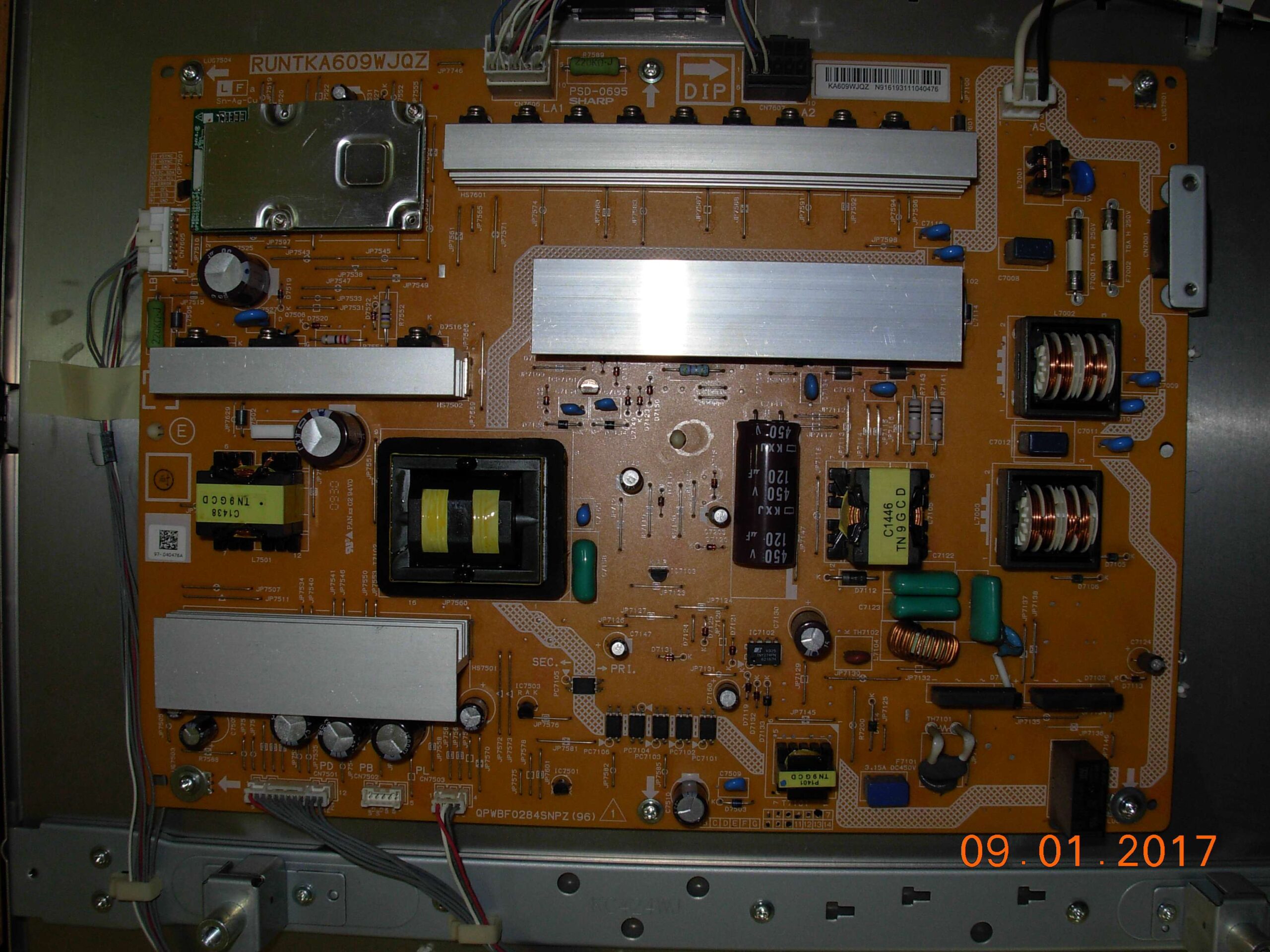 RUNTKA 609WJQZ PSD-0695